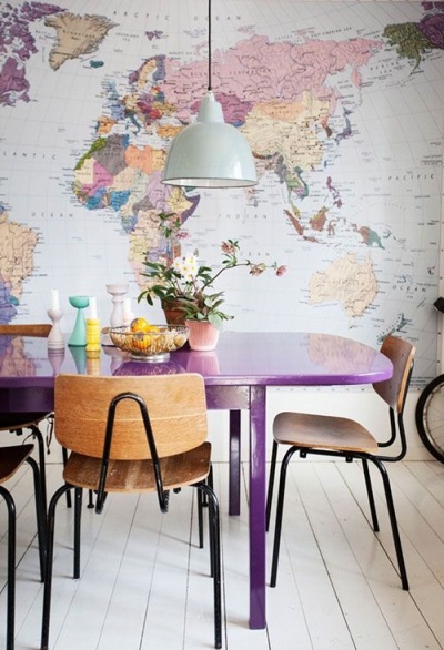 Pasang wallpaper peta dunia di ruangan Pasang wallpaper peta dunia di ruangan