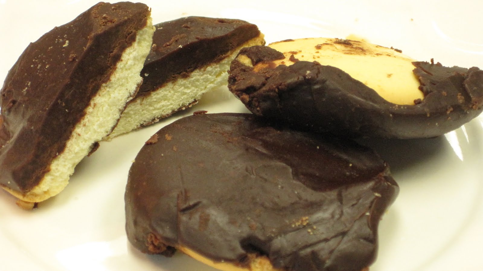 TheCupbearer The Incredible, Incredible Berger Cookie