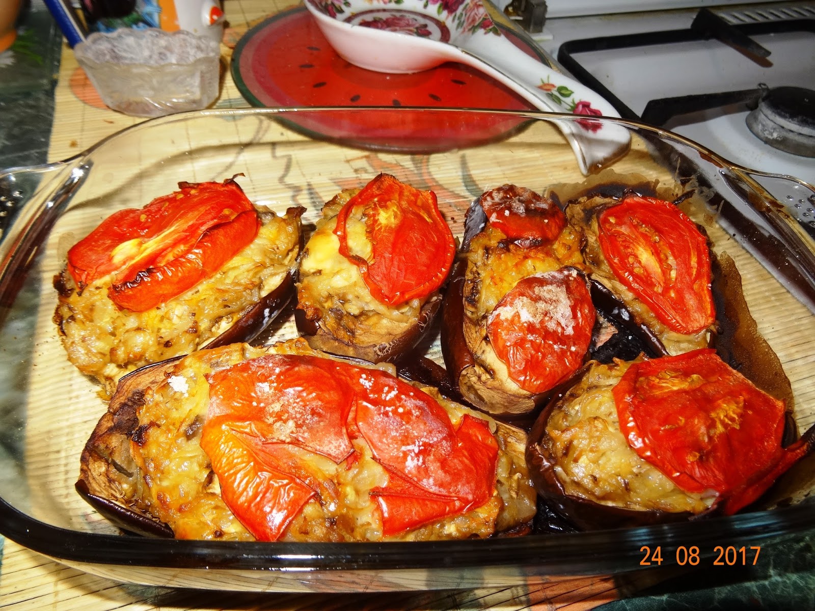 Баклажанные лодочки с кускусом