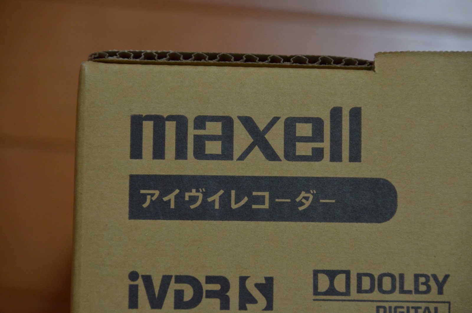 パソコンとカメラに繋がるもの: 【開封レビュー】maxell VDR-2000(iVDRレコーダー)