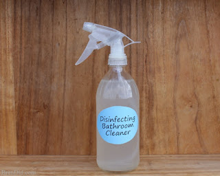 homemade disinfecting bathroom cleaner