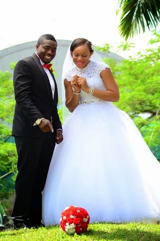 Actress Uche Nnanna finally releases official wedding photos
