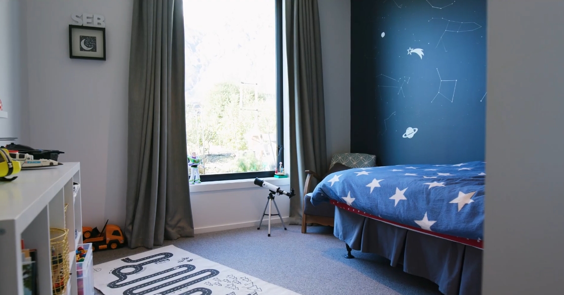 25 Interior Design Photos vs. 13 Torridon Ct, Jack's Point New Zealand Luxury Home Tour