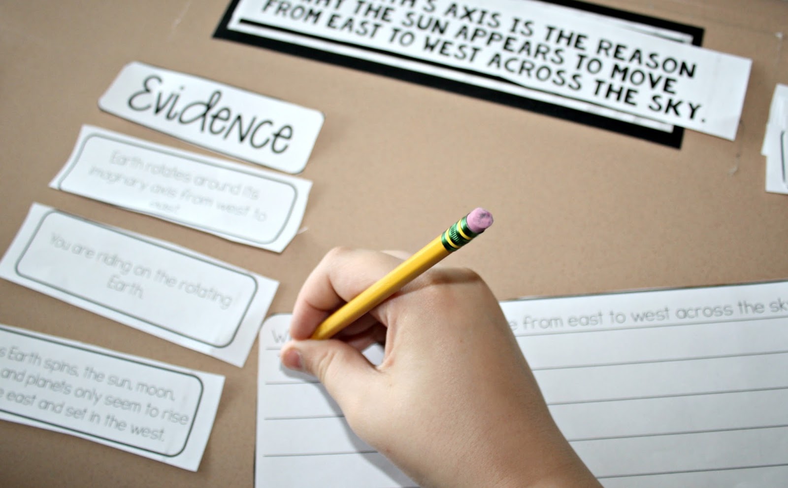 Are your students struggling to differentiate between evidence and details to support a main idea? This blog post and freebie will help you! When you've completed reading a short passage, this free printable will assist you in driving home the difference between evidence and details to support the main idea in reading. Even your most timid short answer writers will be able to easily write about what they've read. There is also a printable to further expand on your lessons for main ideas using newspaper articles.