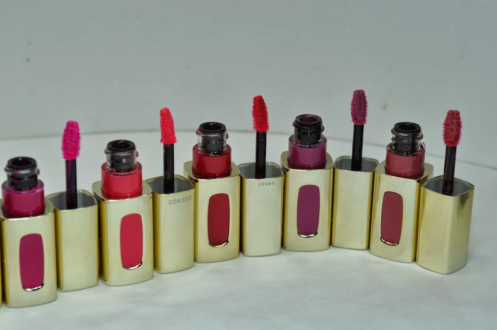 L'Oreal Colour Riche Extraordinaire Liquid Lipstick Swatches, Review