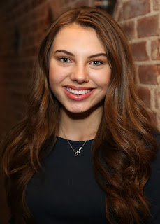 Hot Celebrity Crush: Caitlin Carmichael