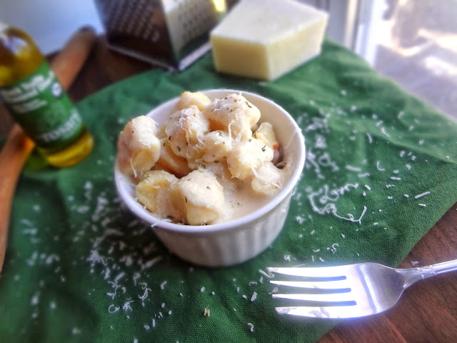 Toasted Ricotta Gnocchi with Parmesan Truffle Cream Sauce Toasted Ricotta Gnocchi with Parmesan Truffle Cream Sauce