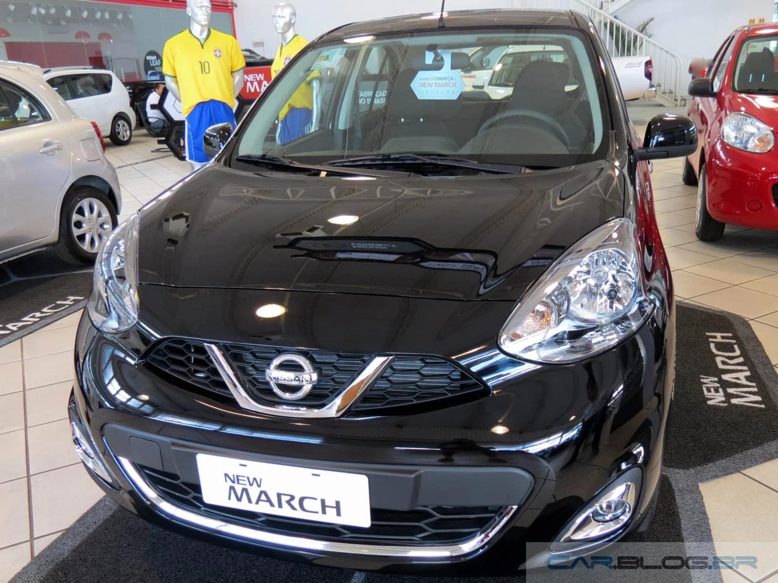 Novo Nissan March 2015 - preto