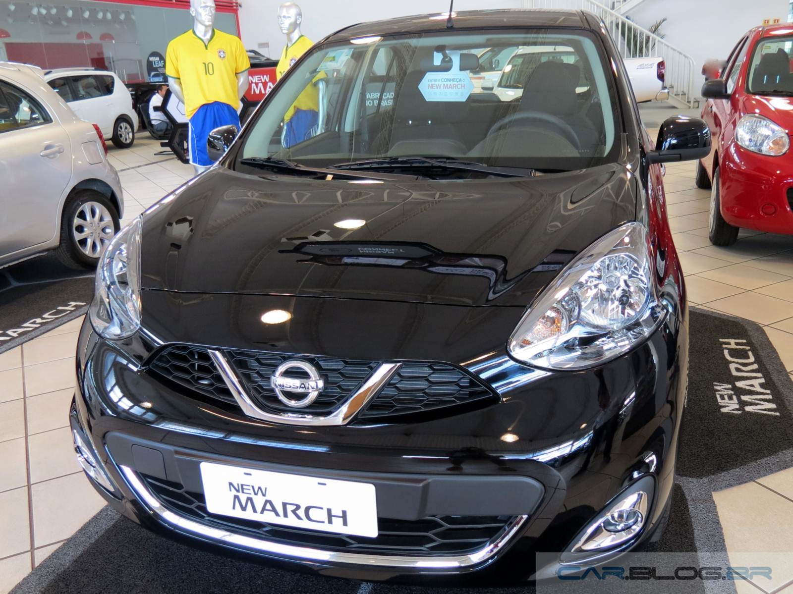 Nissan New March 2015 test drive e impressões ao dirigir
