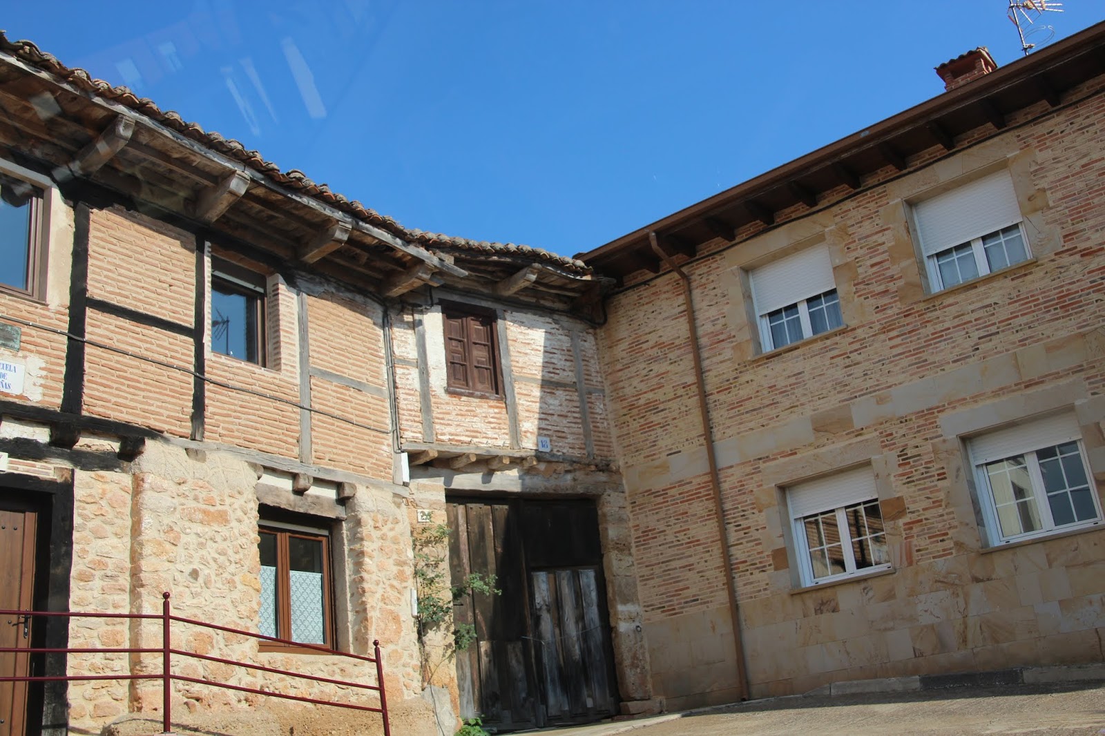 Historia y Genealogía Prádanos de Ojeda. Palencia