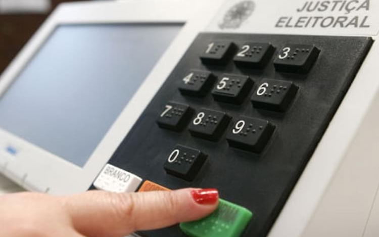 Partidos têm até hoje para registrar candidatos; PT marca ato em Brasília