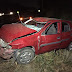 Carro tenta desviar de moto e capota na BR-230 em direção a João Pessoa