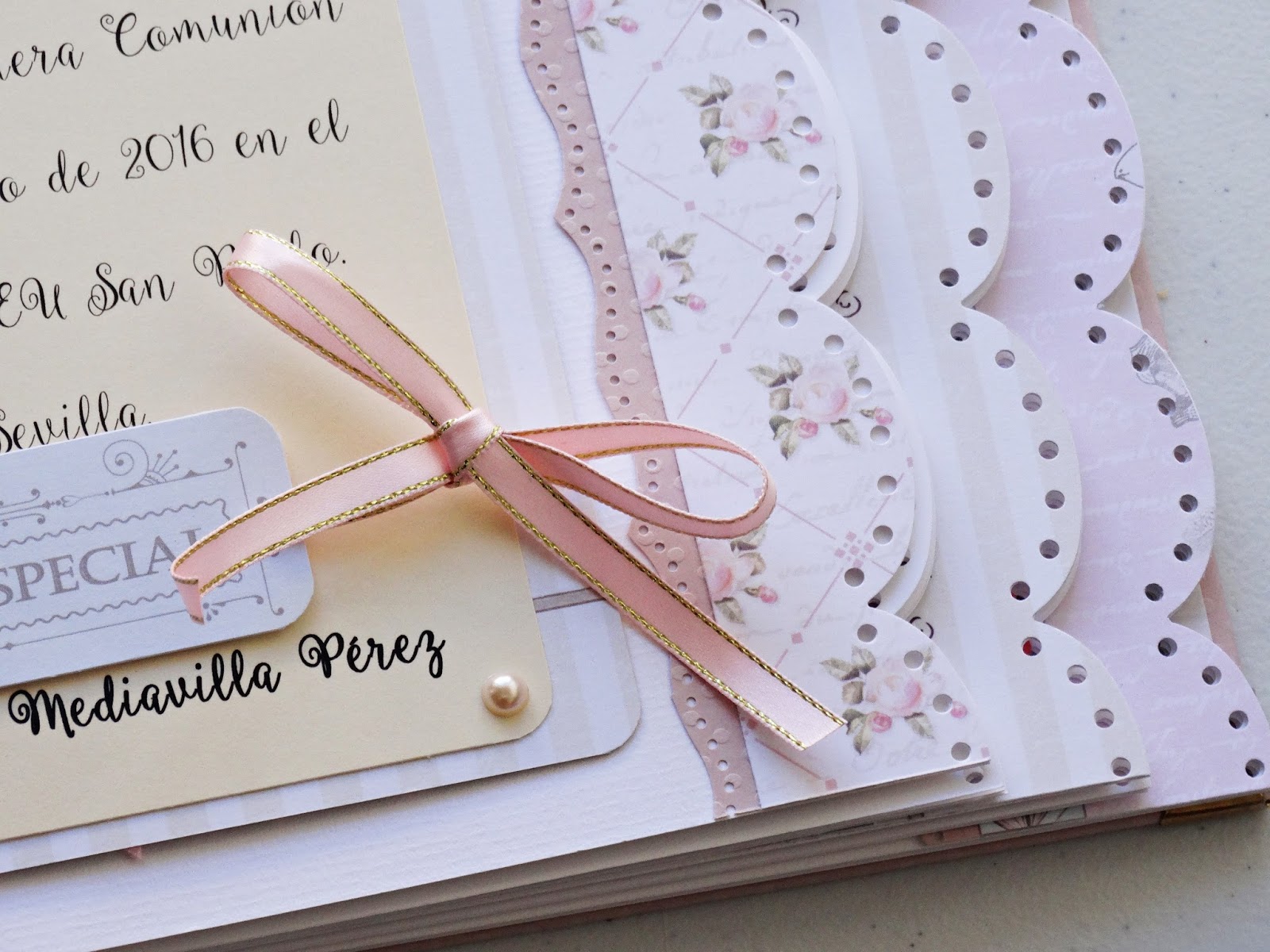 Heli Papeles ♥ Libro de firmas para comunión Niña )