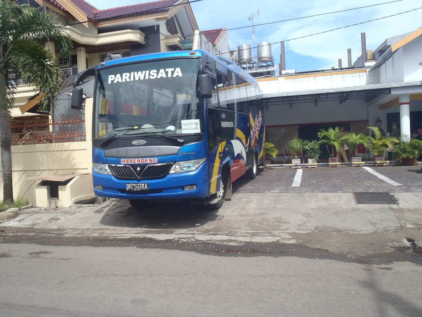 Pariwisata Makassar Berkembang Pesat: Peran Vital Bus Pariwisata dalam Menggapai Potensi
