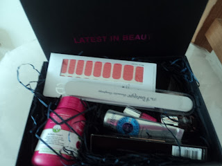 Latest In Beauty - Ultimate Summer Nails Box