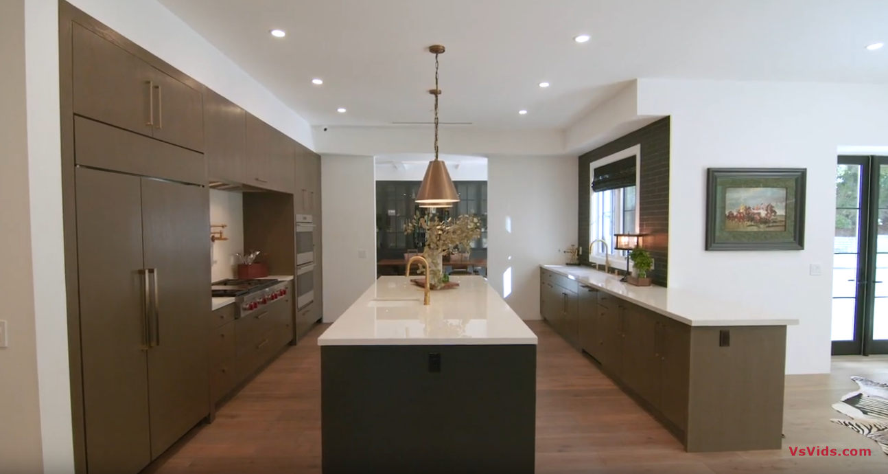 30 Photos vs. 4715 Alonzo Avenue | Encino - Luxury Home & Interior Design Tour 30 Photos vs. 4715 Alonzo Avenue | Encino - Luxury Home & Interior Design Tour