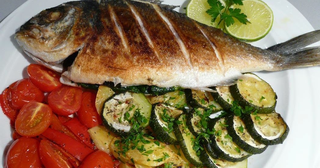 Kulinarische Welten zu Fisch- und Meeresfrucht: Dorade ganz mit Ofengemüse
