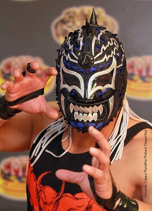 Lucha Libre Porra Fresa Las Mascaras tenebrosas de la Lucha Libre