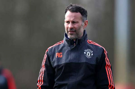 Mourinho gây thù chuốc oán "người nhà", Giggs mưu cướp ghế MU 2 Mourinho gây thù chuốc oán "người nhà", Giggs mưu cướp ghế MU 2
