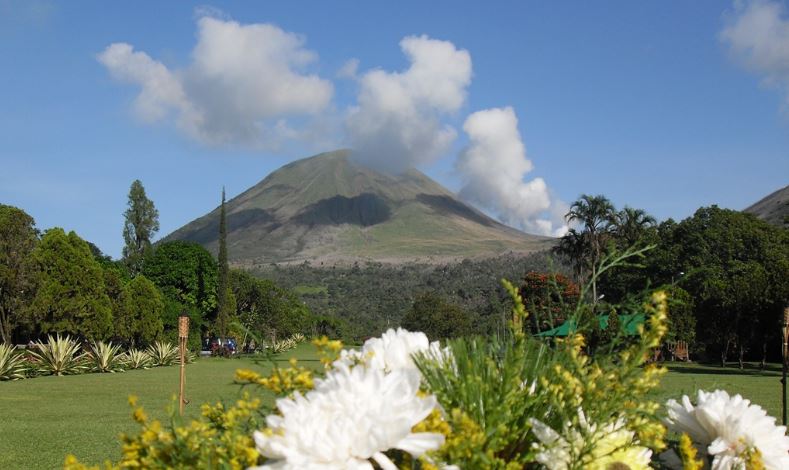 City of Tomohon, North Sulawesi Intimate Indonesia
