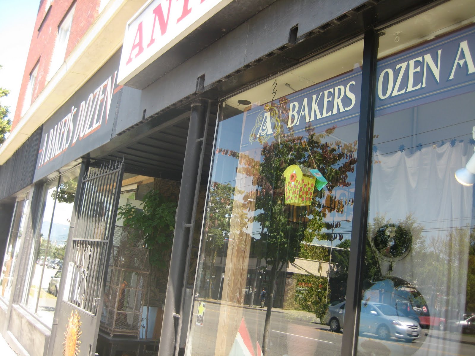 Love Livre Live Vancouver Travel Guide