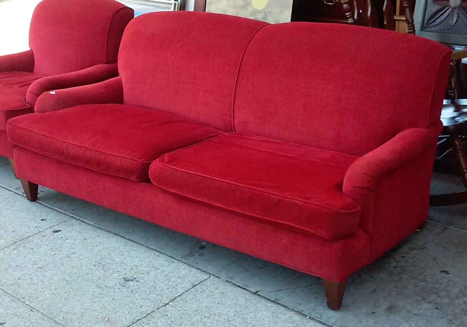 UHURU FURNITURE & COLLECTIBLES SOLD 18203 Crate & Barrel English Cut 80" Sofa 395