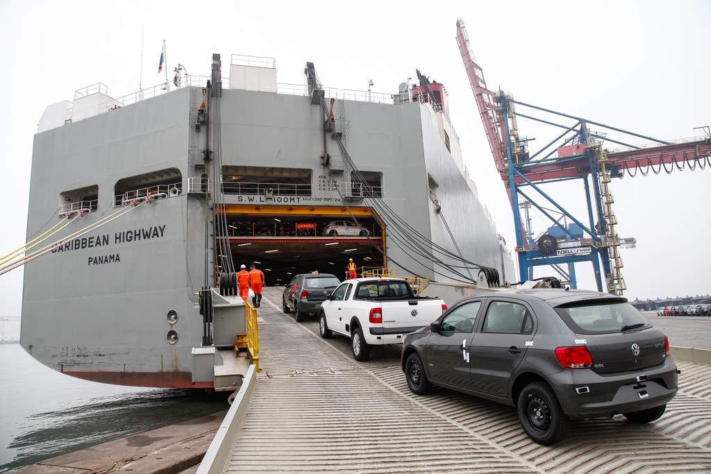 Exportações - Volkswagen acelera os embarques
