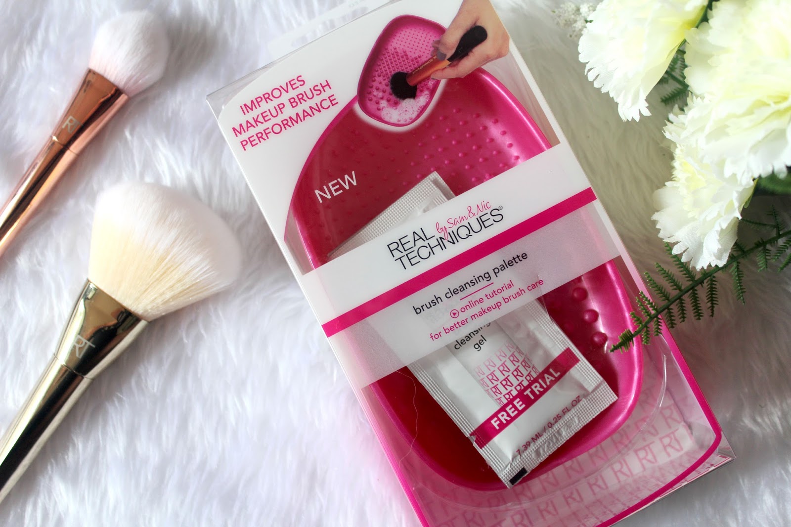 Review Real Techniques Brush Cleansing Palette