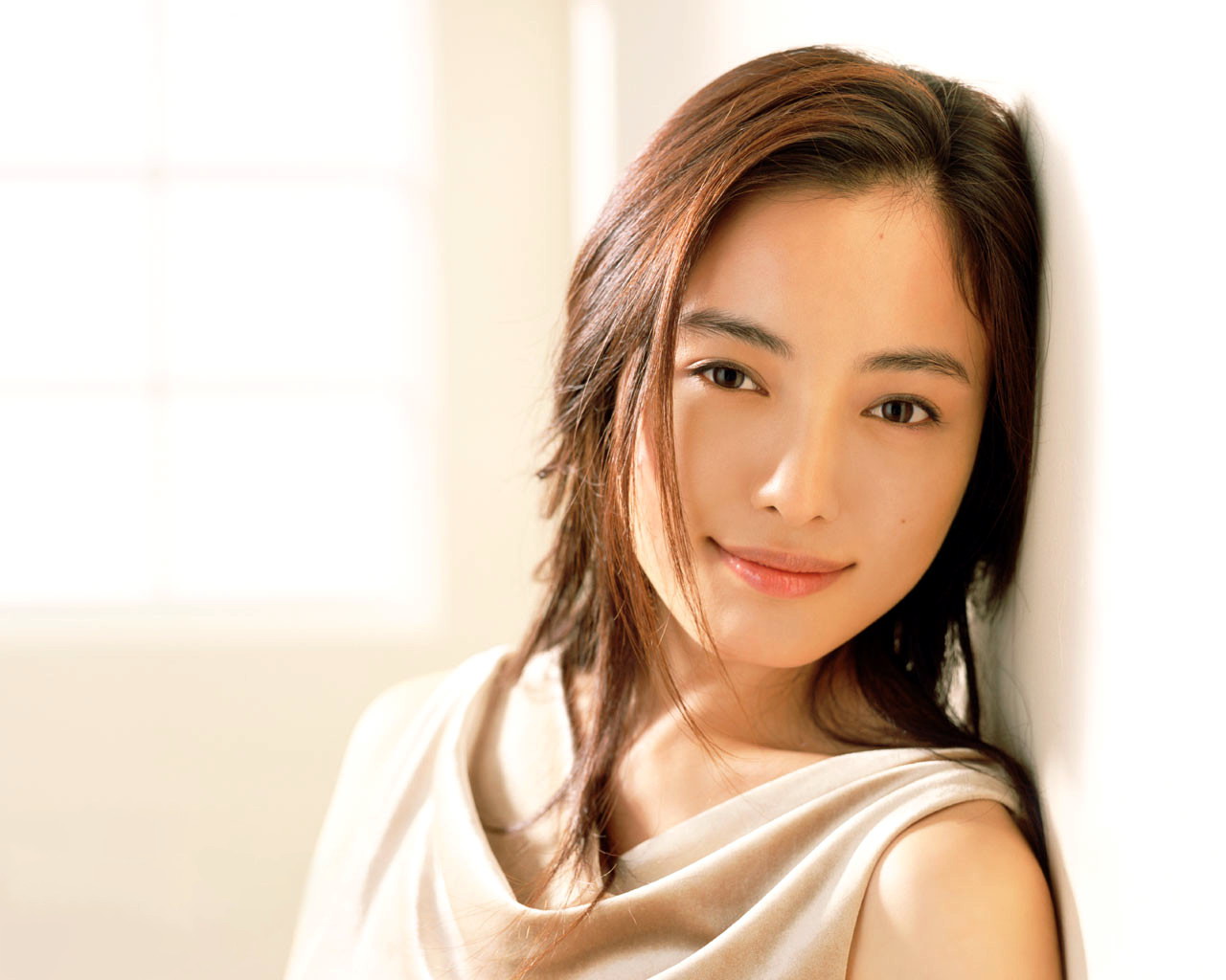 Allwalls: Yukie Nakama