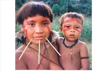 Siapa yang gak kenal dengan hutan Amazon Amerika Suku  Pedalaman Hutan Amazon Budaya tanpa Busana