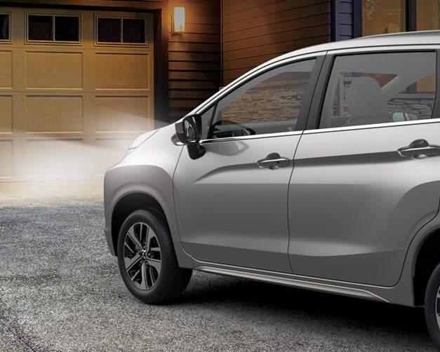 Fitur Mitsubishi XPander Coming Home Light Fitur Mitsubishi XPander Coming Home Light