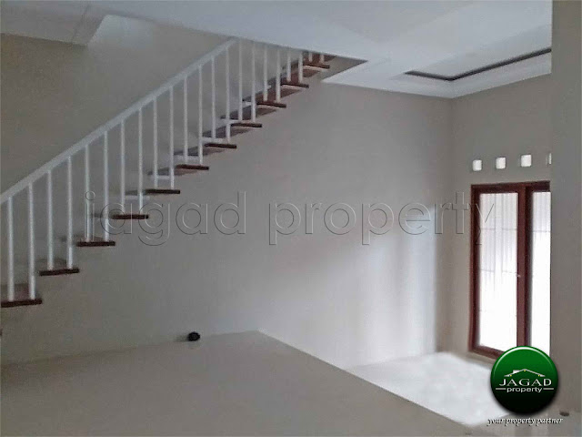Rumah Baru 2 Lantai jalan Magelang Km 4 Rumah Baru 2 Lantai jalan Magelang Km 4