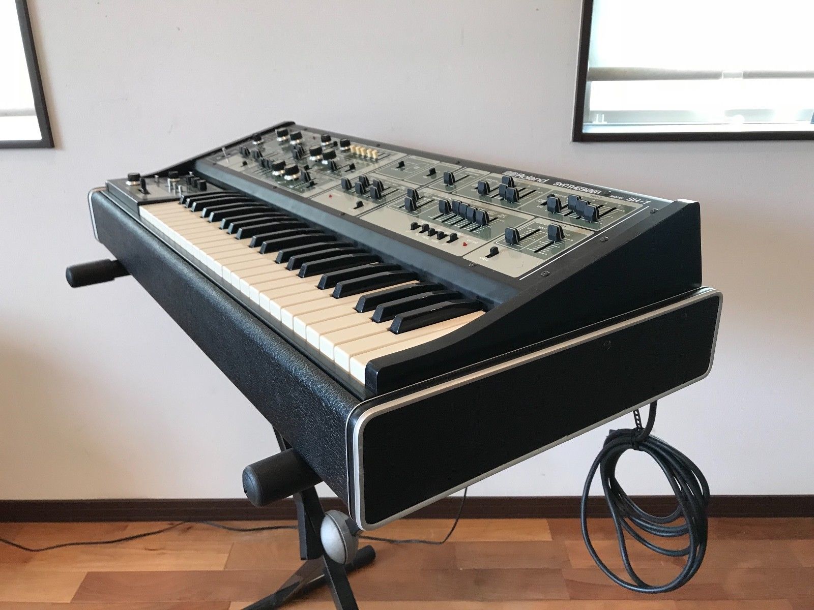 MATRIXSYNTH Roland SH7 vintage analog synthesizer SN 700554