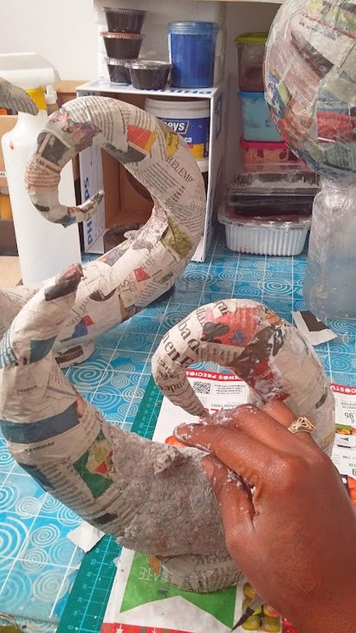 Objetos-decorativos-de-pasta-de-papel 