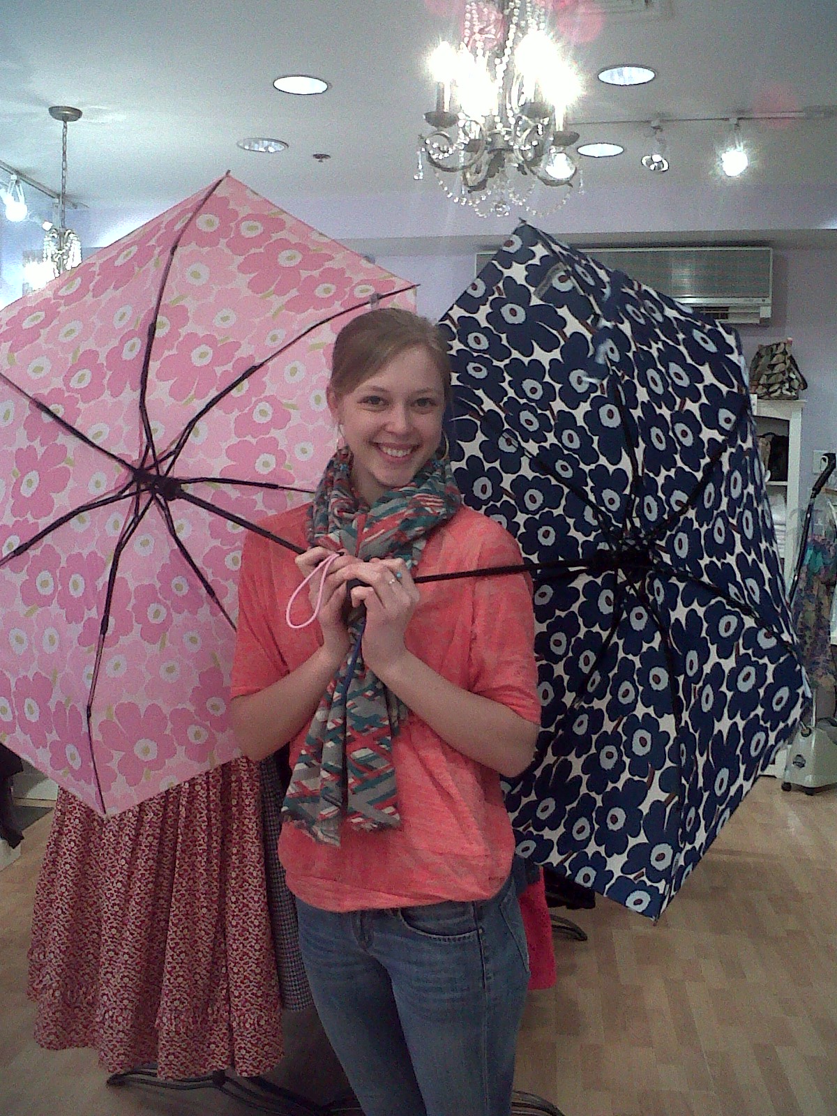 Mint Julep It's raining UMBRELLAS!