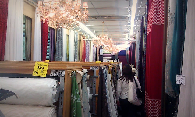 The Red Gingham: Tour of Los Angeles' Fabric District