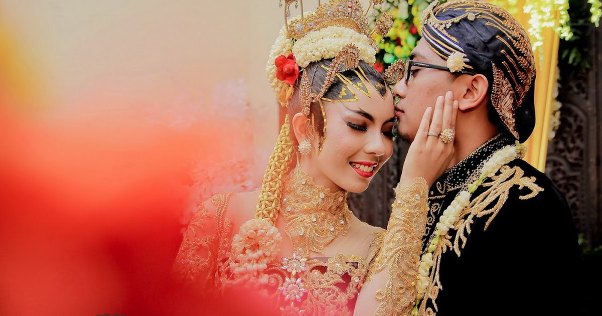 ILMU FIQIH: Indahnya sebuah pernikahan dalam islam