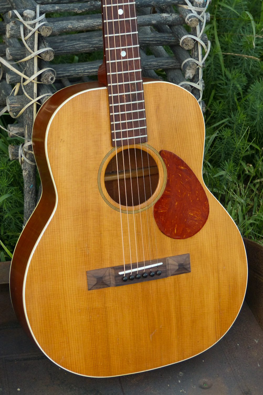 1940s Regal "Junior Jumbo" Flattop Guitar
