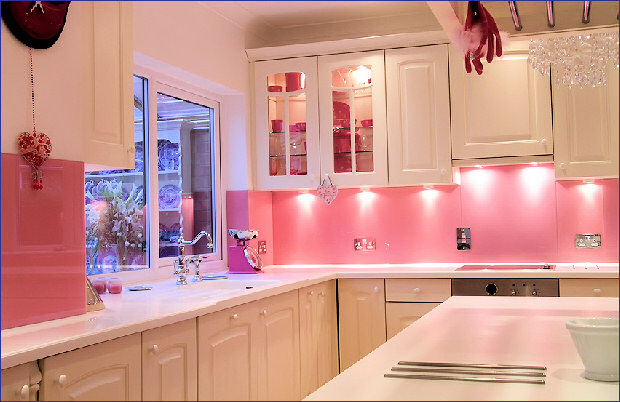 Kitchen Design Ideas : Wonderful Pink Kitchen Decorating | Small 