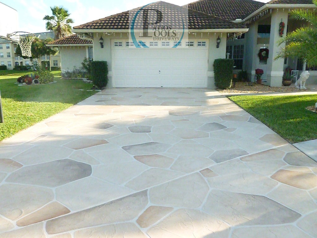 Decorative Concrete: The many faces for your driveway ...