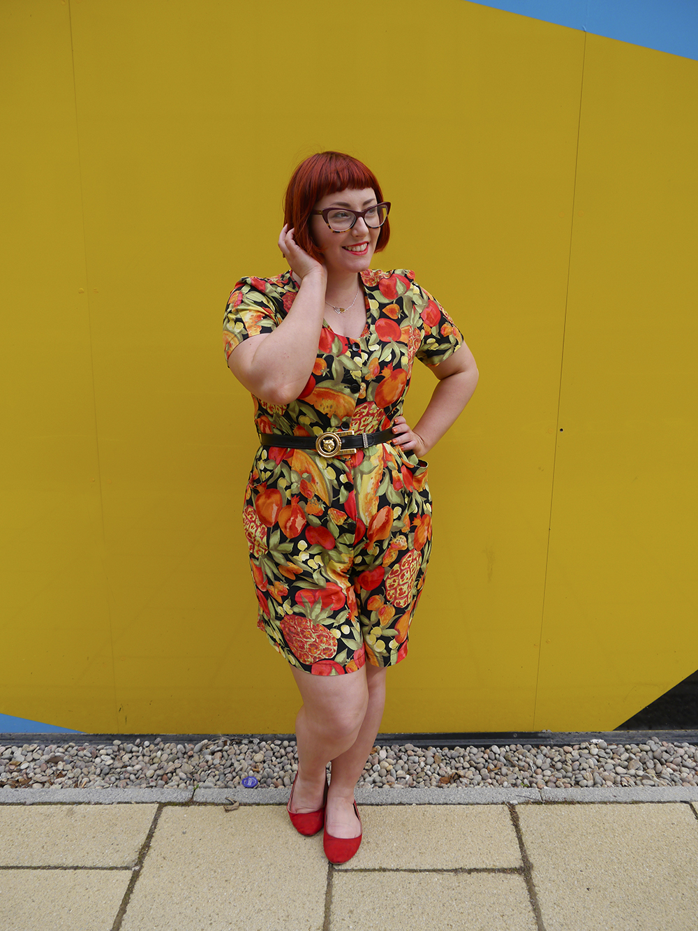 Summer Style with Wardrobe Conversations Wardrobe Conversations, Scottish blogger, Scot Street style, Edinburgh Blogger, Edinburgh street style, vintage street style, summer outfit, summer street style, playsuit, fruit pattern playsuit, vintage playsuit, umbrella, watermelon umbrella, colourful blogger style, bright colours, Nicely Eclectic vintage, Paperchae umbrella, Vintage sunglasses, cat eye sunglasses, summer style, summer tan, fake tan, natural fake tan, easy fake tan, tanning tips, Bellamianta fake tan, tanning mousse