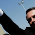 Bolsonaro vai cancelar o carnaval e a parada gay? Saiba a verdade
