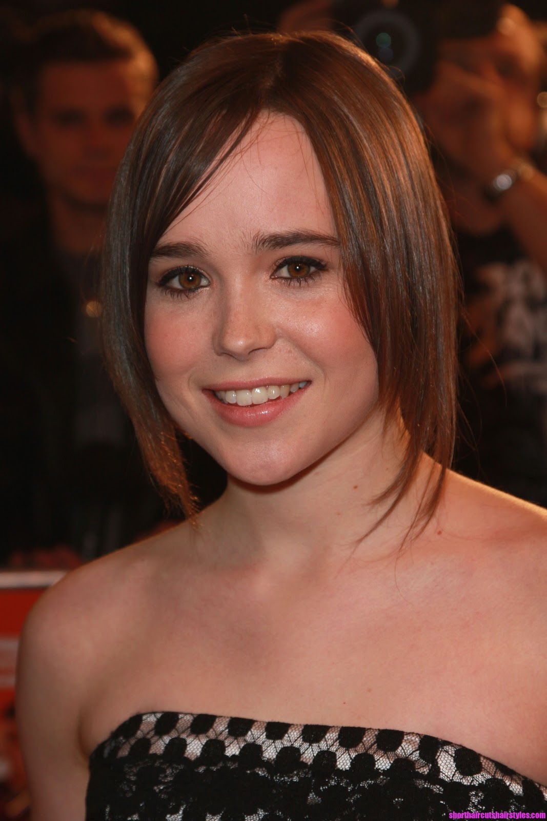 Onfolip: Ellen Page Profile-Bio and Pictures 2012