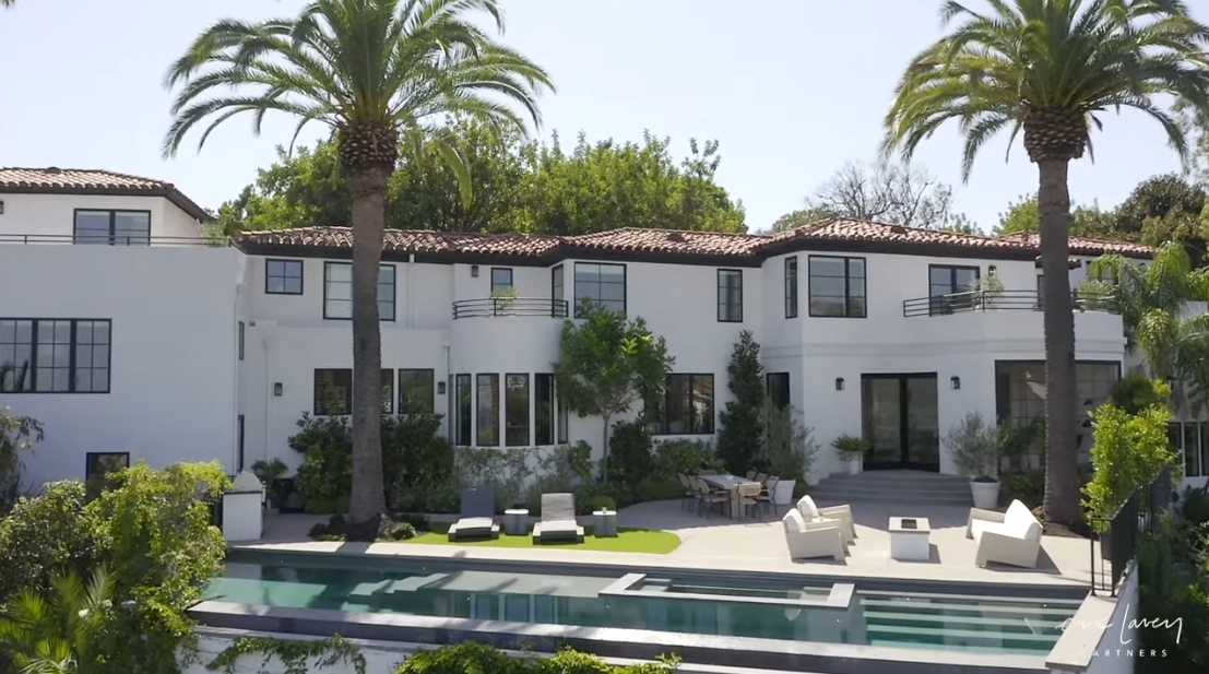 Tour 2230 Maravilla Drive, Los Angeles Luxury Home vs. 22 Interior Design Photos