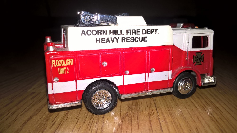 My Little Cars Collection MACK Auxiliary Power Truck from Matchbox