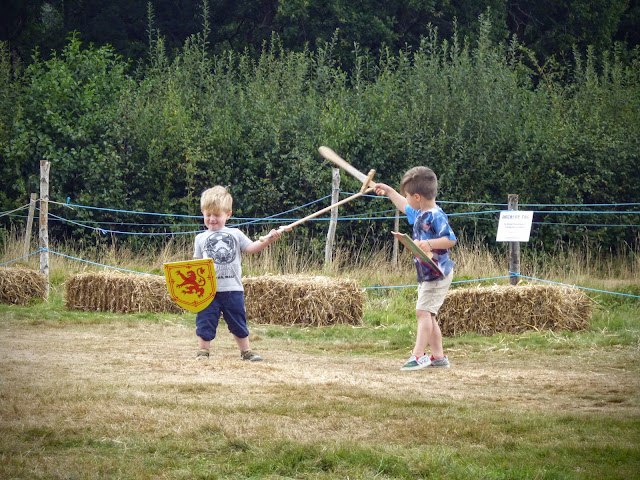 England's Medieval Festival Herstmonceux 2016 children