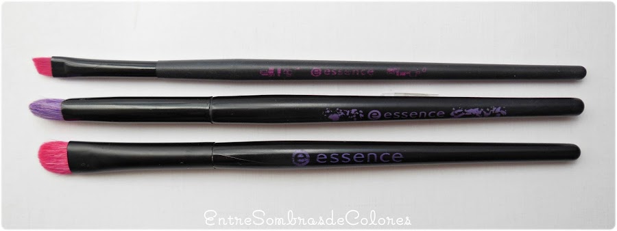 brochas y pinceles maquillaje Essence