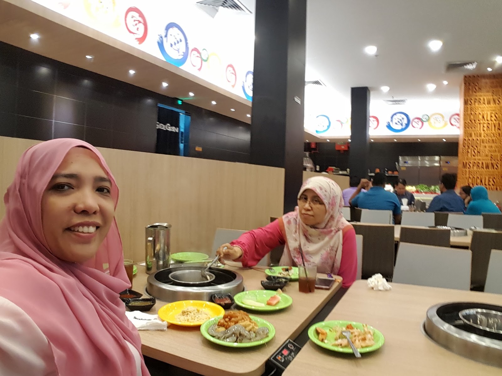 Meh Travel With Me!! Seoul Garden, Shah Alam