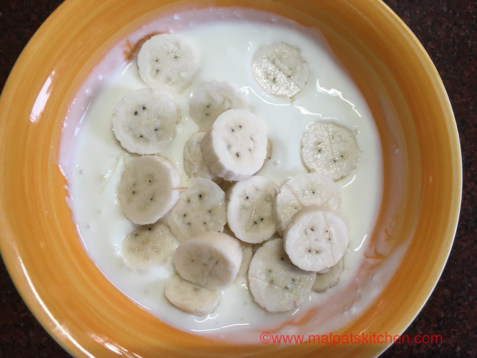BANANA RAITA, how to make banana raita ~ Malpats Kitchen