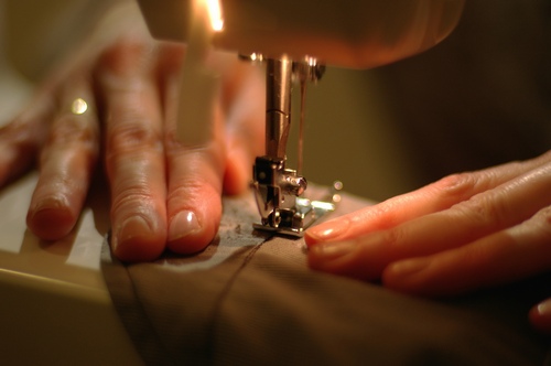 Safety Rules For The Garment Sewing Machine Operators Textile Learner Gorgeous Industrial Sewing Machine Safety Safety Rules For The Garment Sewing Machine Operators Textile Learner Gorgeous Industrial Sewing Machine Safety